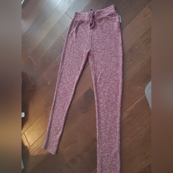 Gymshark viscose ribbed leggings size small - Picture 3 of 5